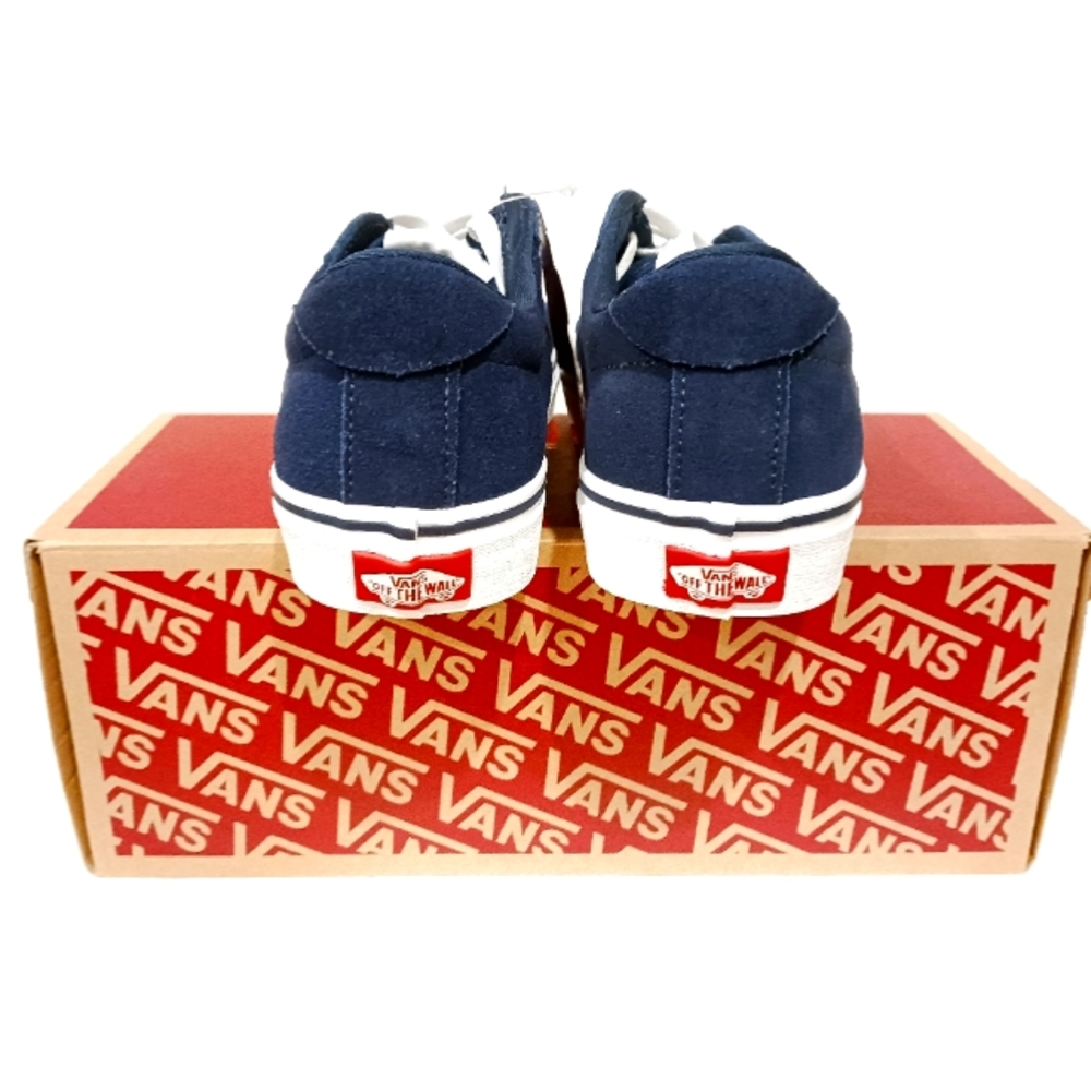 Vans - Picture 3 of 4